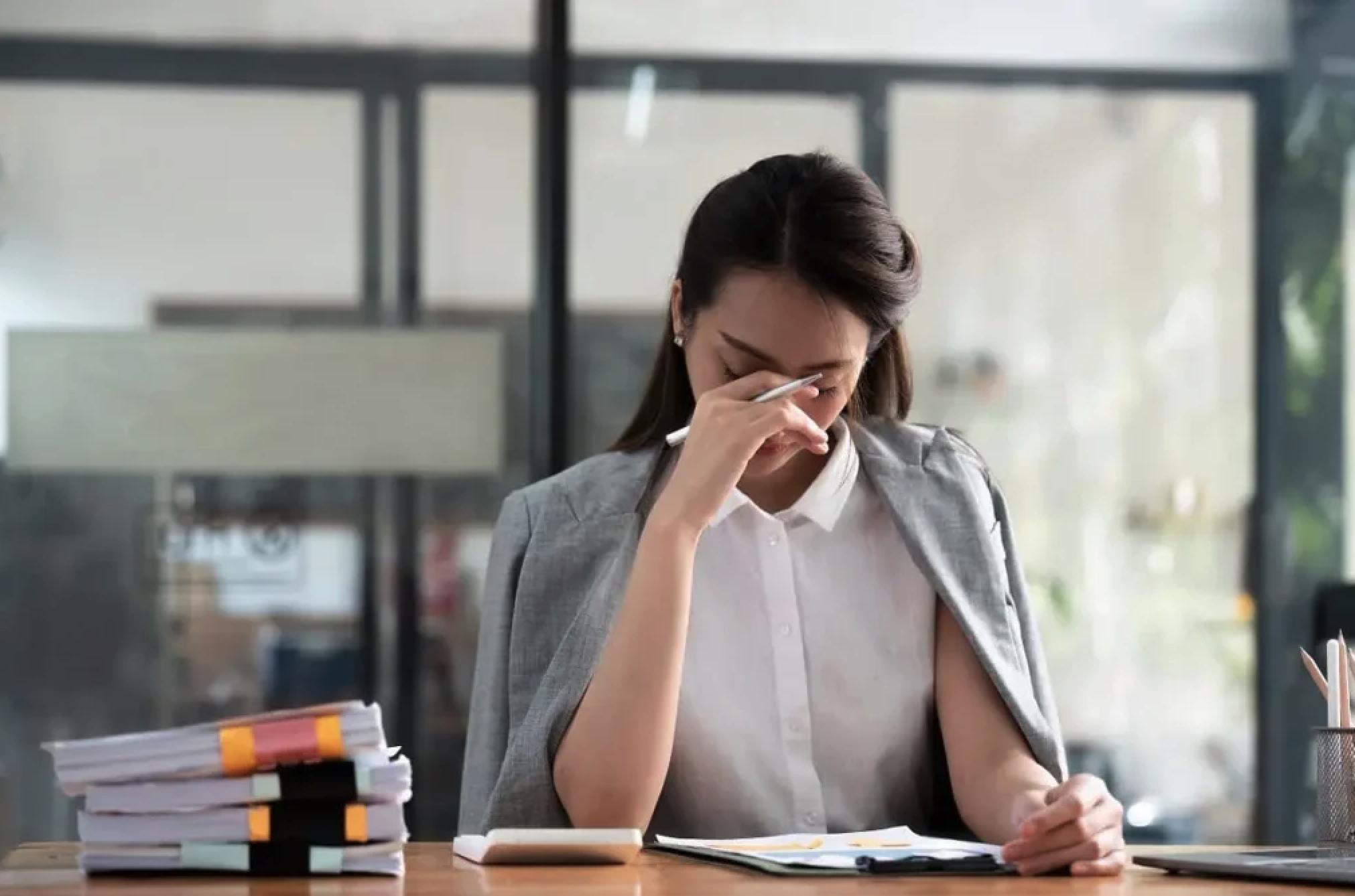 Riesgos Psicosociales en el Mundo Laboral  y su Impacto en la Vida de las Mujeres - Cohorte 04